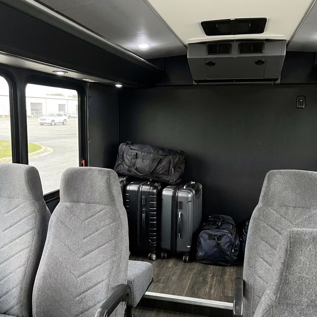 royal palm beach 15 passenger minibus luggage area