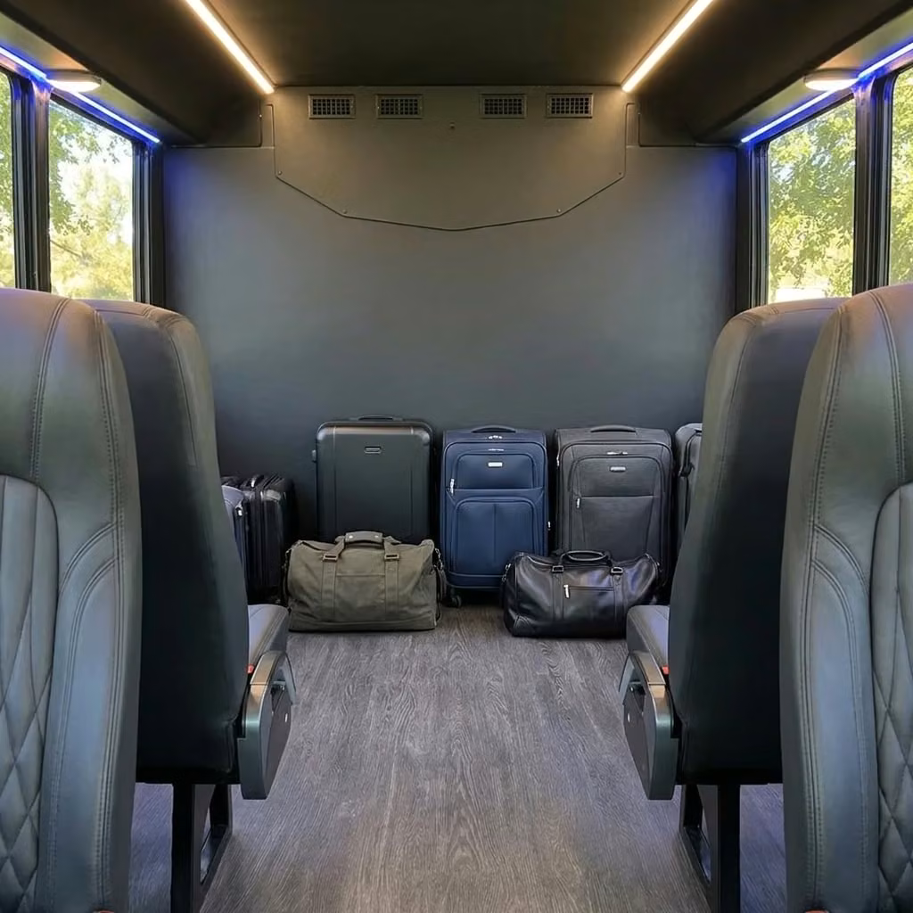 royal palm beach 20 passenger minibus luggage area