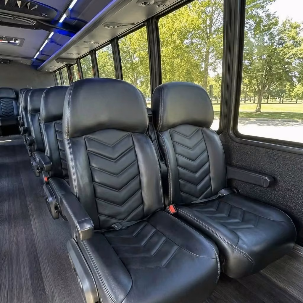 royal palm beach 28 passenger minibus seating