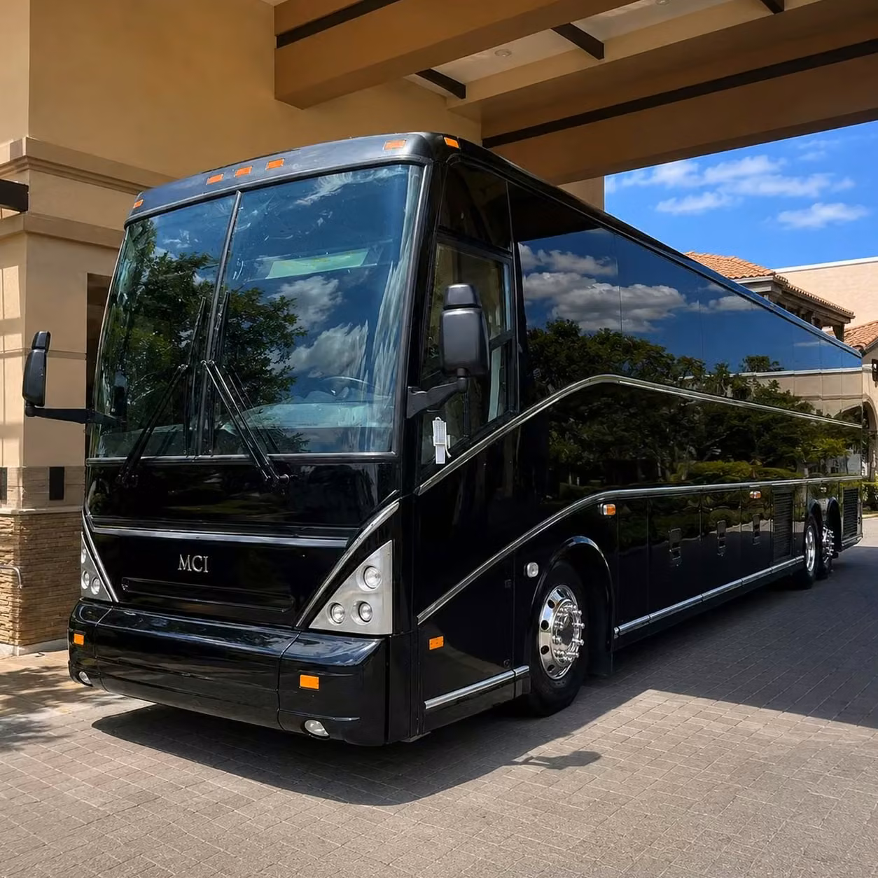 royal palm beach party buses for birthdays anniversaries and nights out