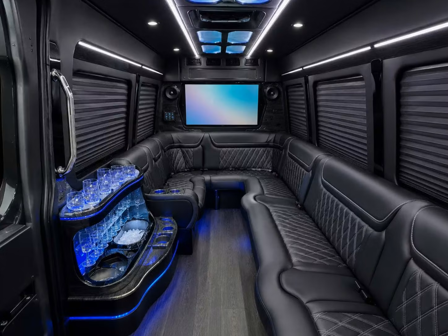 royal palm beach spacious charter buses for school sports teams
